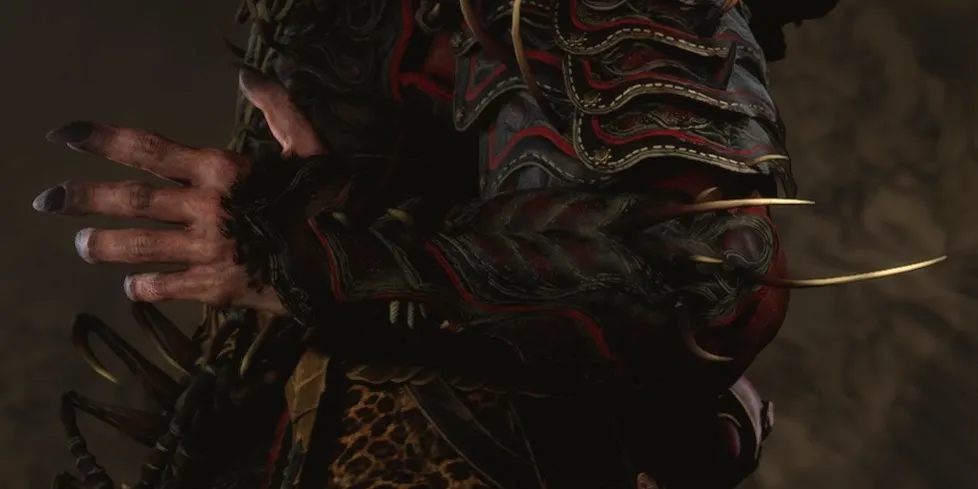 Centipede Spiked Armguard