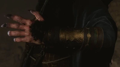 Ebongold Armguard